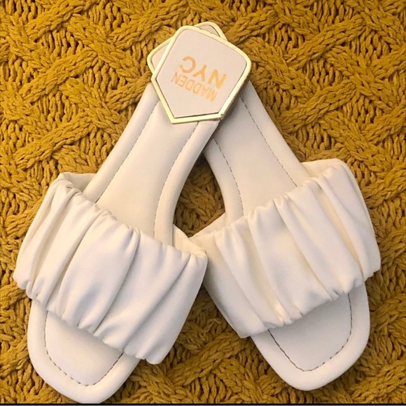 Steve Madden Cream Ruched Slide Sandals - Picture 1 of 3
